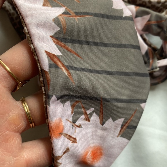 Acacia bottoms - Picture 3 of 5